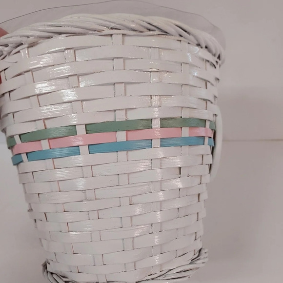 Vintage Teleflora Beatrix Potter Easter Peter Rabbit White Wicker Basket Planter - Picture 5 of 8